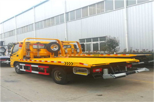 迁西附近拖车救援搭电