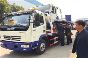 迁西汽车道路救援拖车价格